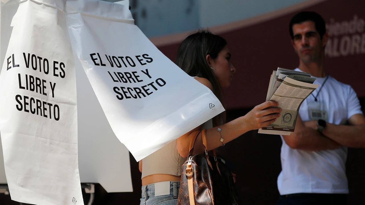 El ente electoral mexicano denuncia el robo de 25 paquetes electorales en sur del país