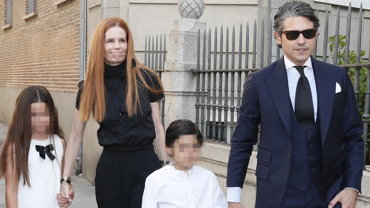 Olivia de Borbón, arropada en el funeral de su padre por Lomana, Cari Lapique y María Zurita
