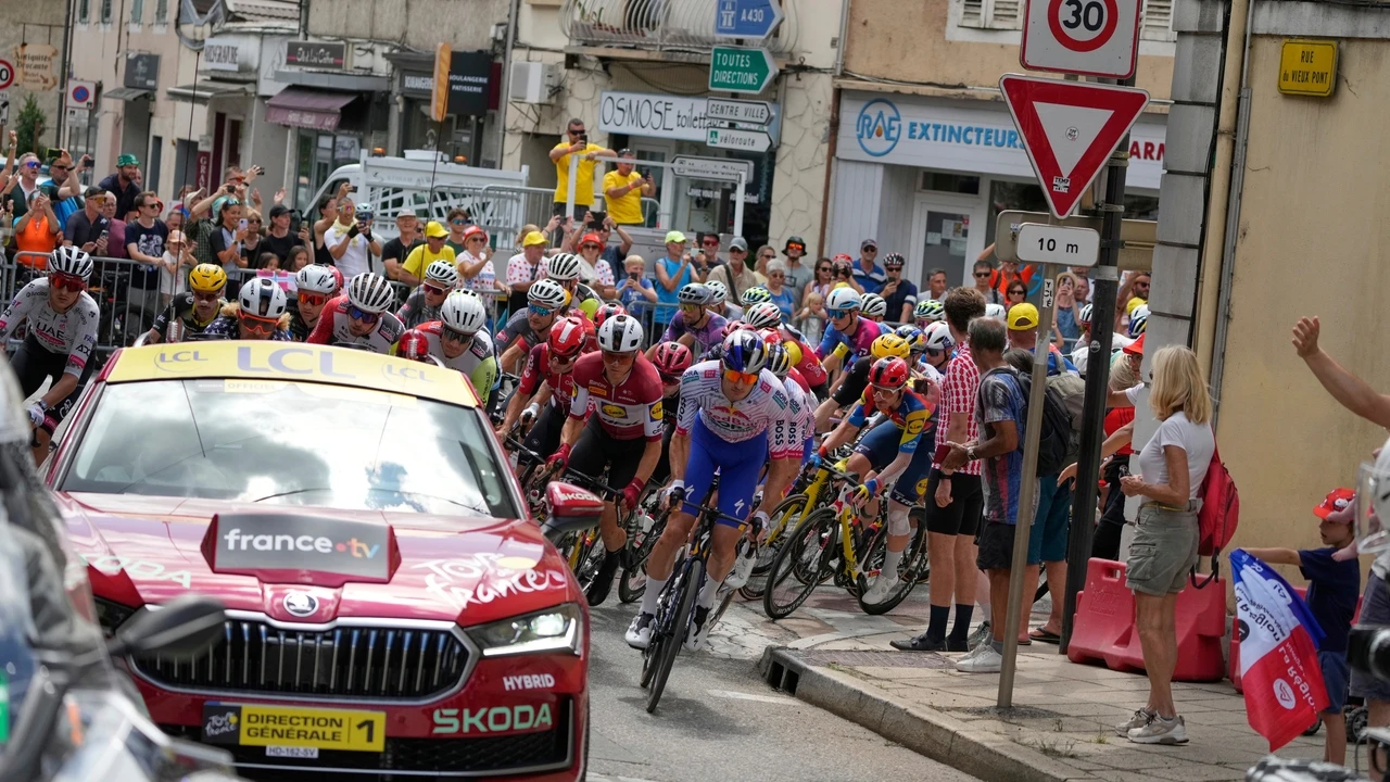 Pena de cárcel para el espontáneo del Tour que casi provoca un desastre en el esprint de Valence