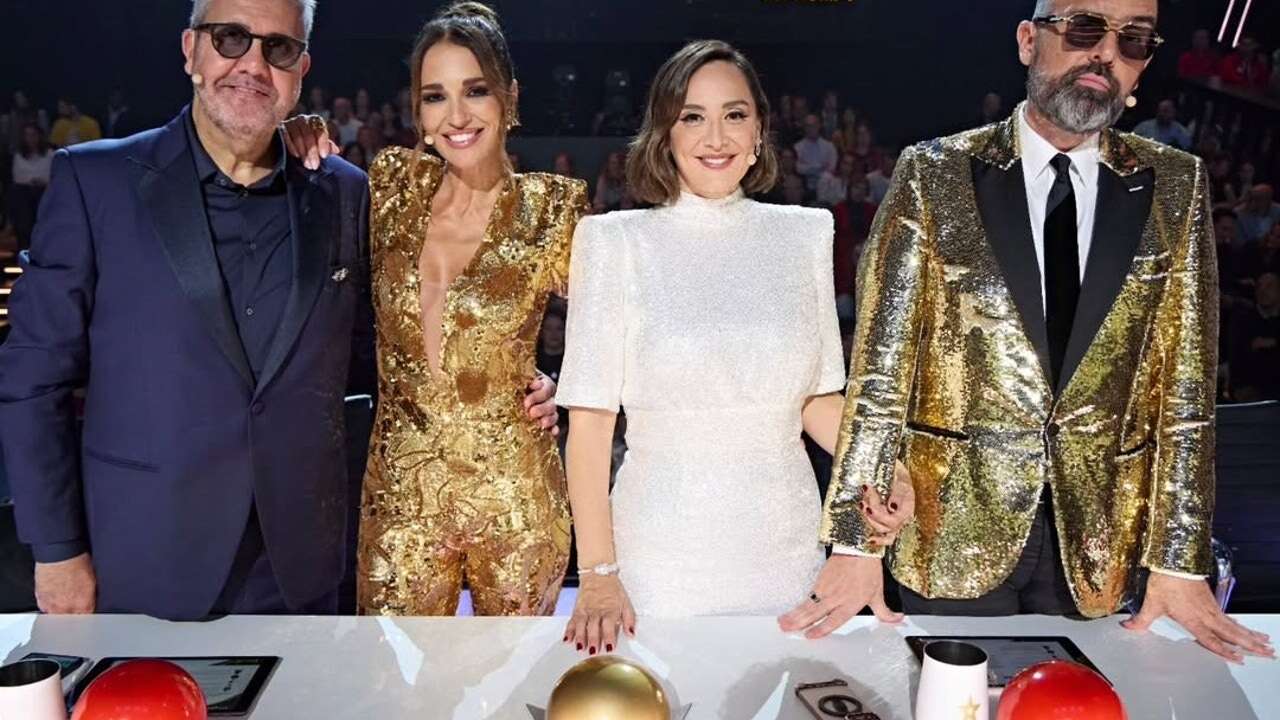 No sabíamos que necesitábamos un vestido de lentejuelas blanco para Navidad hasta que hemos visto a Tamara Falcó