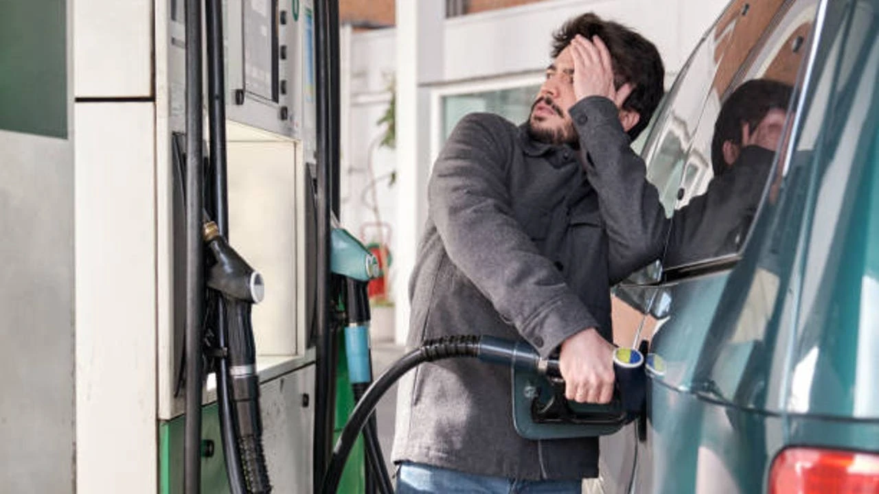 Este es el truco alemán que te permite ahorrar hasta 20 euros en cada repostaje