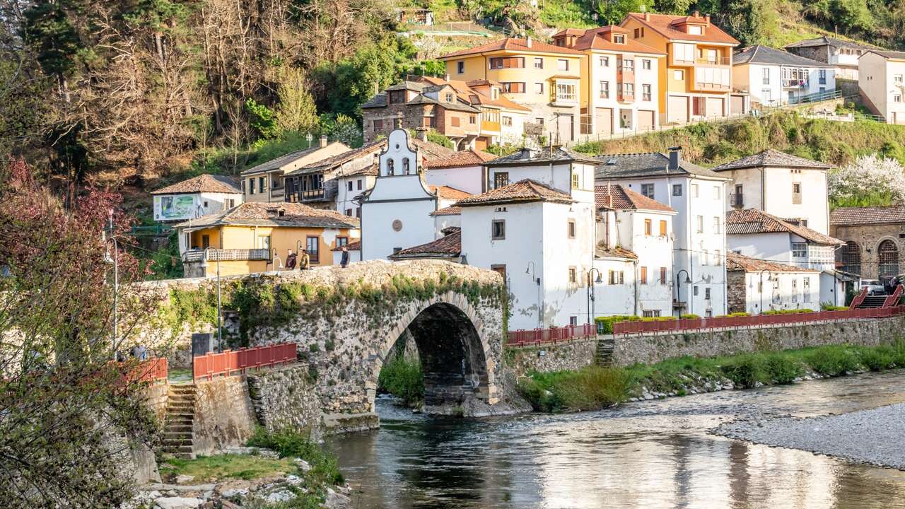 Estos son los pueblos más bonitos de España para organizar una escapada de otoño