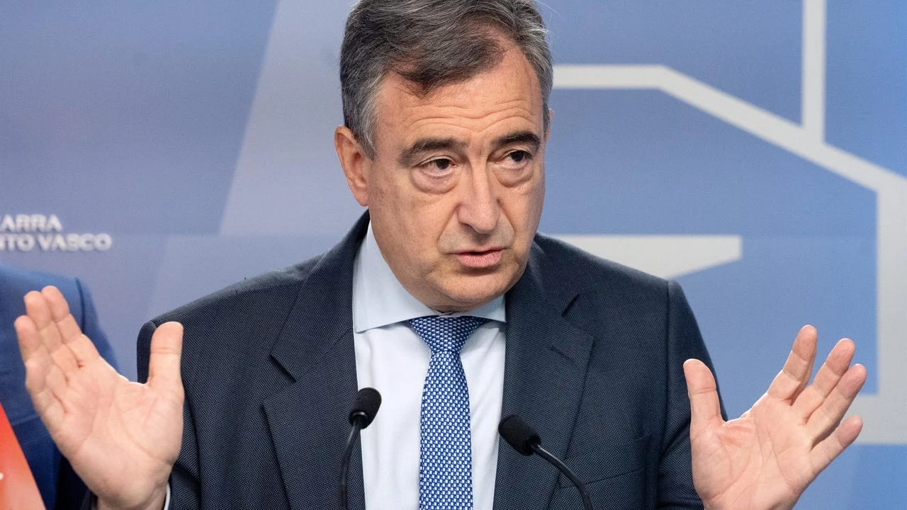 PNV y Bildu ponen contra las cuerdas a Sánchez: 