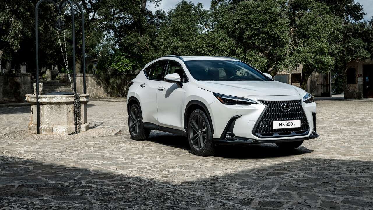 Lexus lanza la nueva gama NX 2024