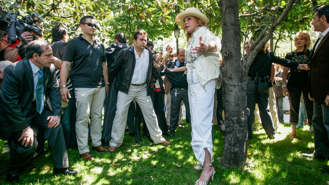 “100 Mujeres - 100 Historias”: Un homenaje fotográfico al legado femenino en España