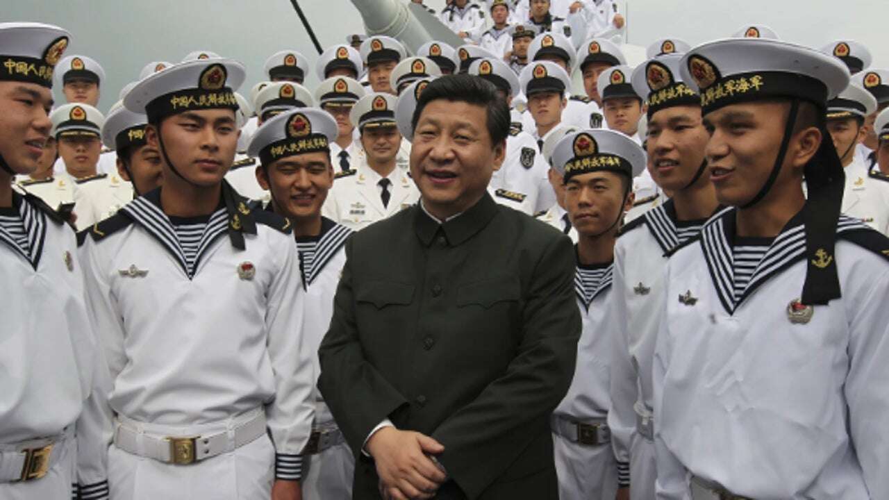 El presidente chino Xi Jinping insta a sus ejércitos a intensificar su preparación para la guerra,