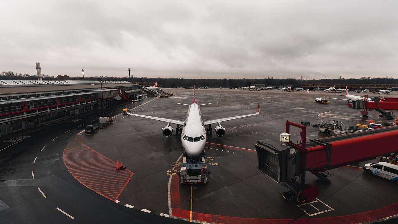 Así será el aeropuerto más grande y caro del mundo: tendrá 400 puertas de embarque y cinco pistas