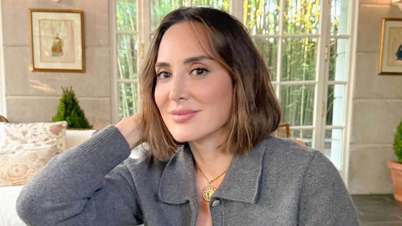 El look más 'cozy' y pijo de Tamara Falcó es perfecto para volver a la oficina en enero