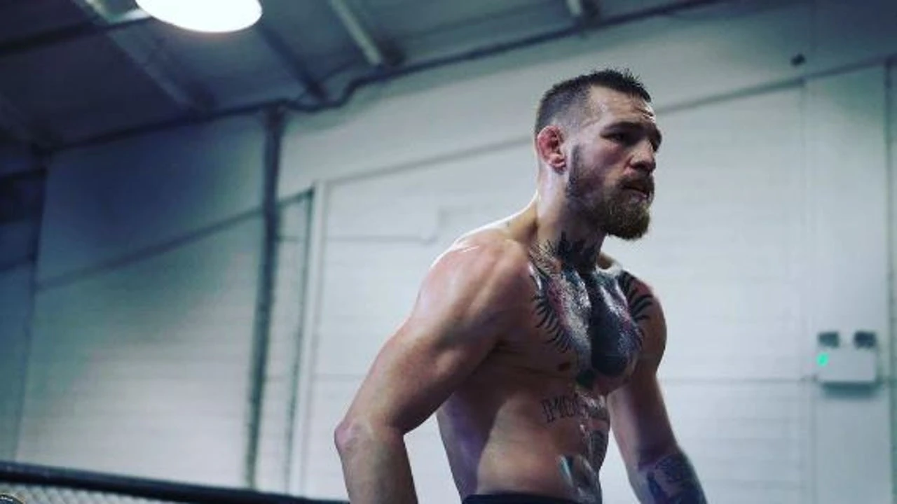 Conor Mcgregor reacciona al combate de Ilia Topuria y Charles Oliveira: 