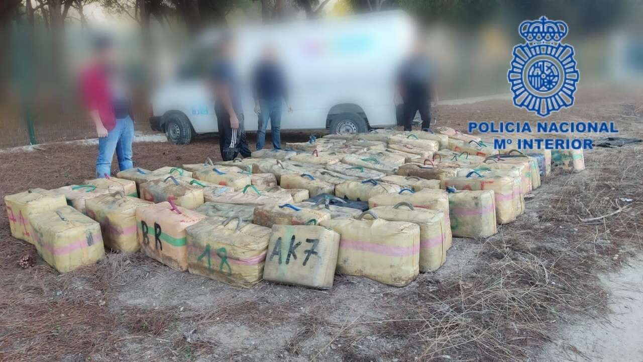 Intervenidos casi 3.000 kilos de hachís al desmantelar una 