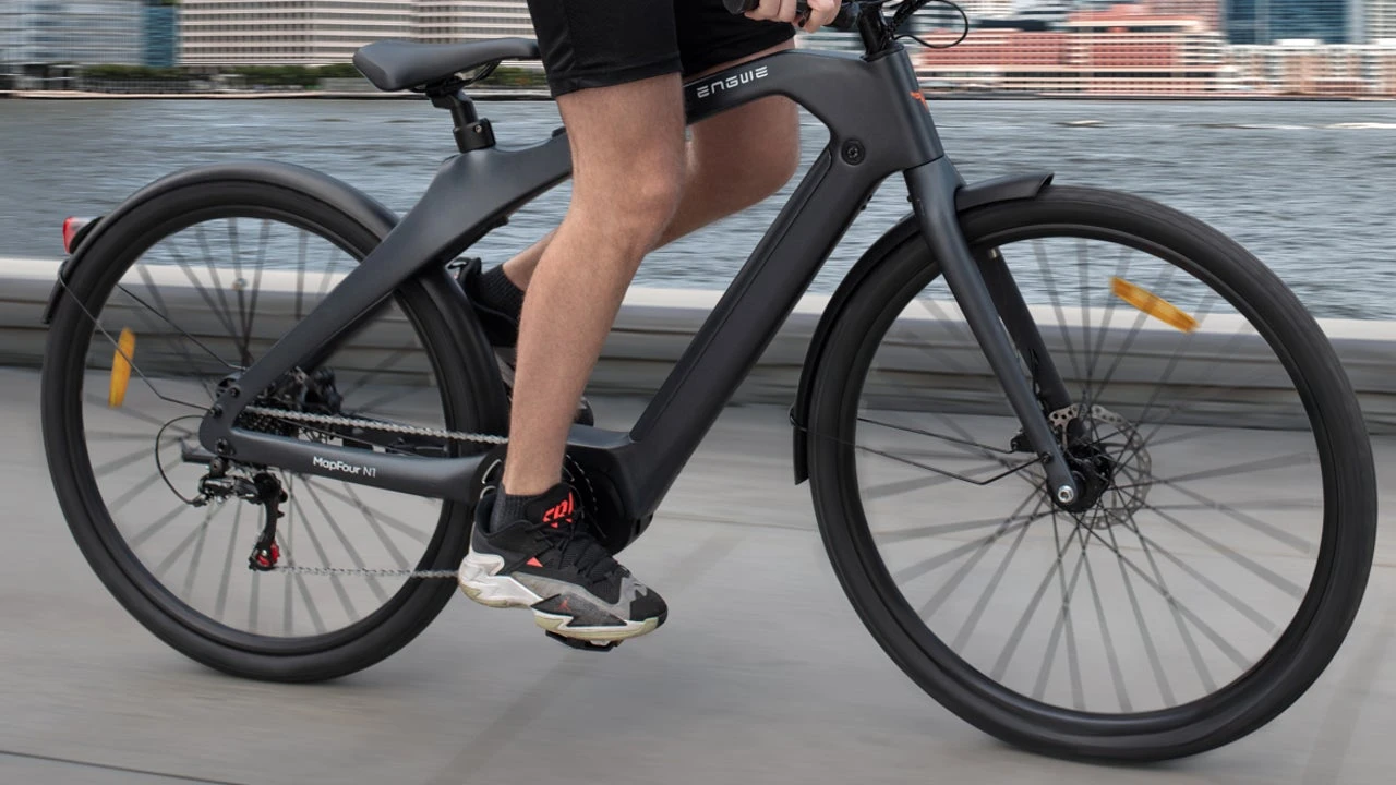La clave de esta bicicleta eléctrica: una batería para más de 100 km con 1,5 horas de carga