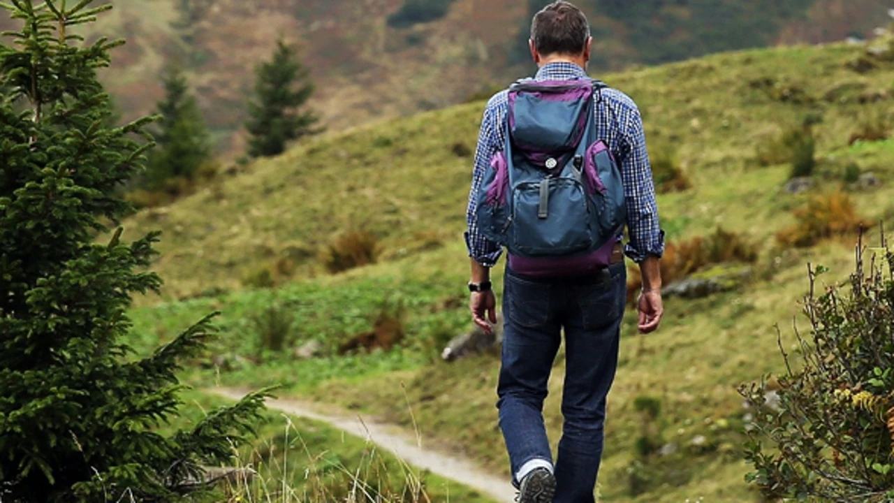Las 6 rutas de senderismo ideales para este verano en España, según los turistas rurales