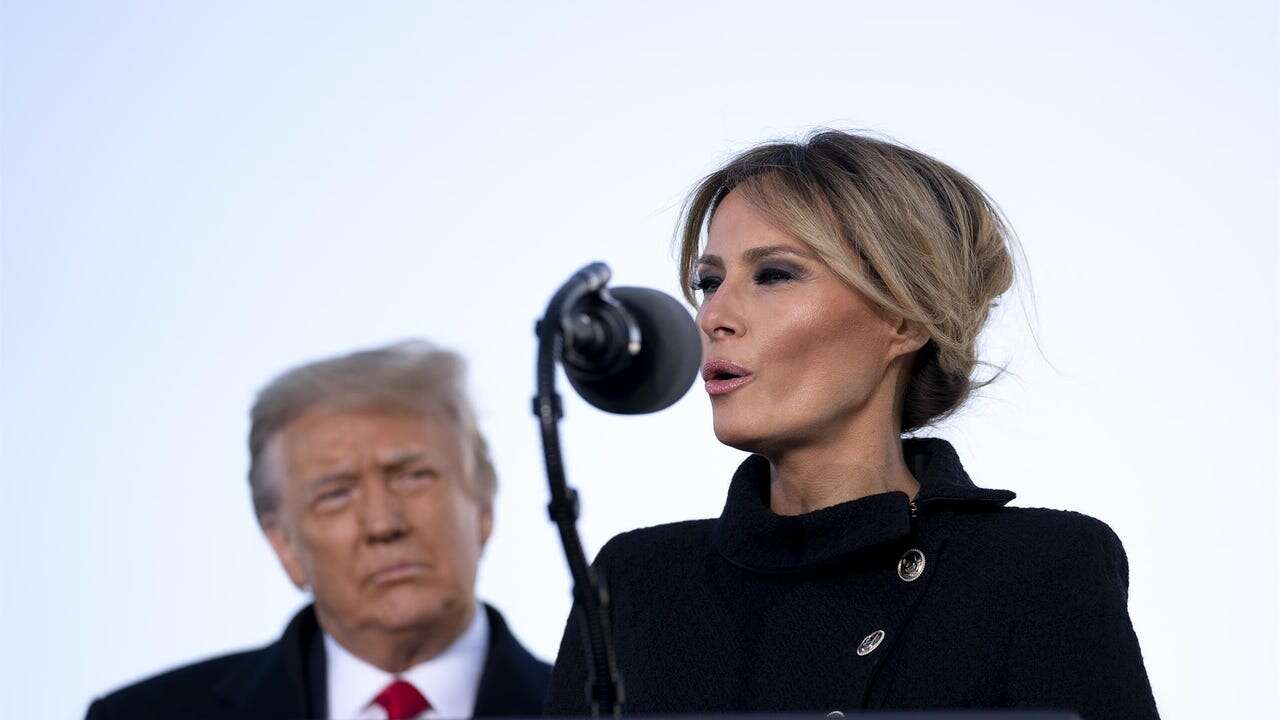 Melania Trump se desmarca en sus memorias de los republicanos