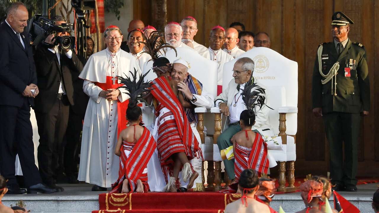 Francisco, Papúa Nueva Guinea, Íñigo Ortiz