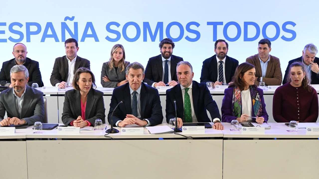 Feijóo activa la tensión electoral en el PP para 2025: 