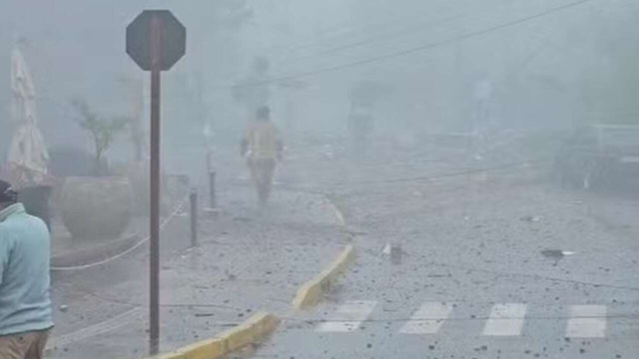 Mueren diez personas al desplomarse un avión en el centro de una ciudad turística de Brasil