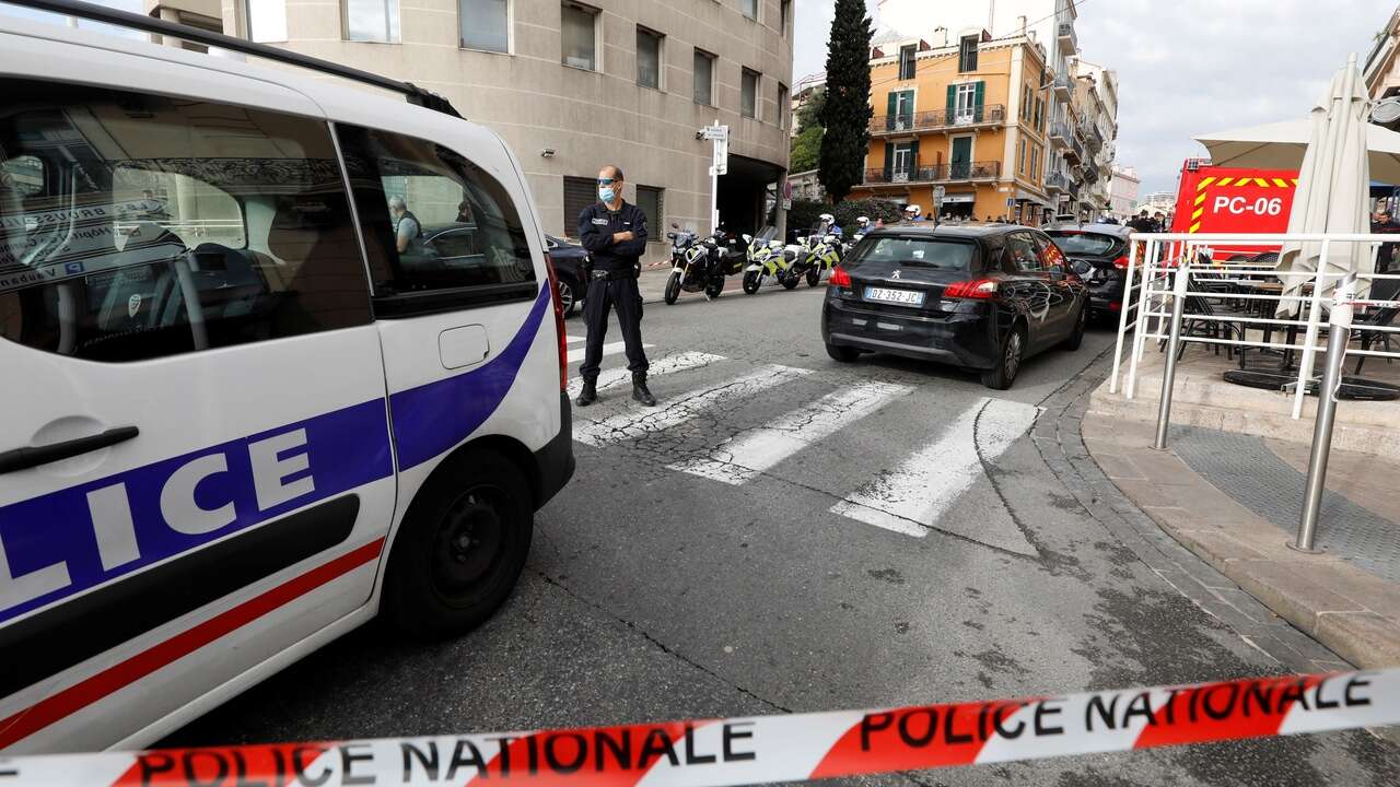 Francia da un plazo de cinco días para que un imán abandone su mezquita de Marsella o cerrará el templo