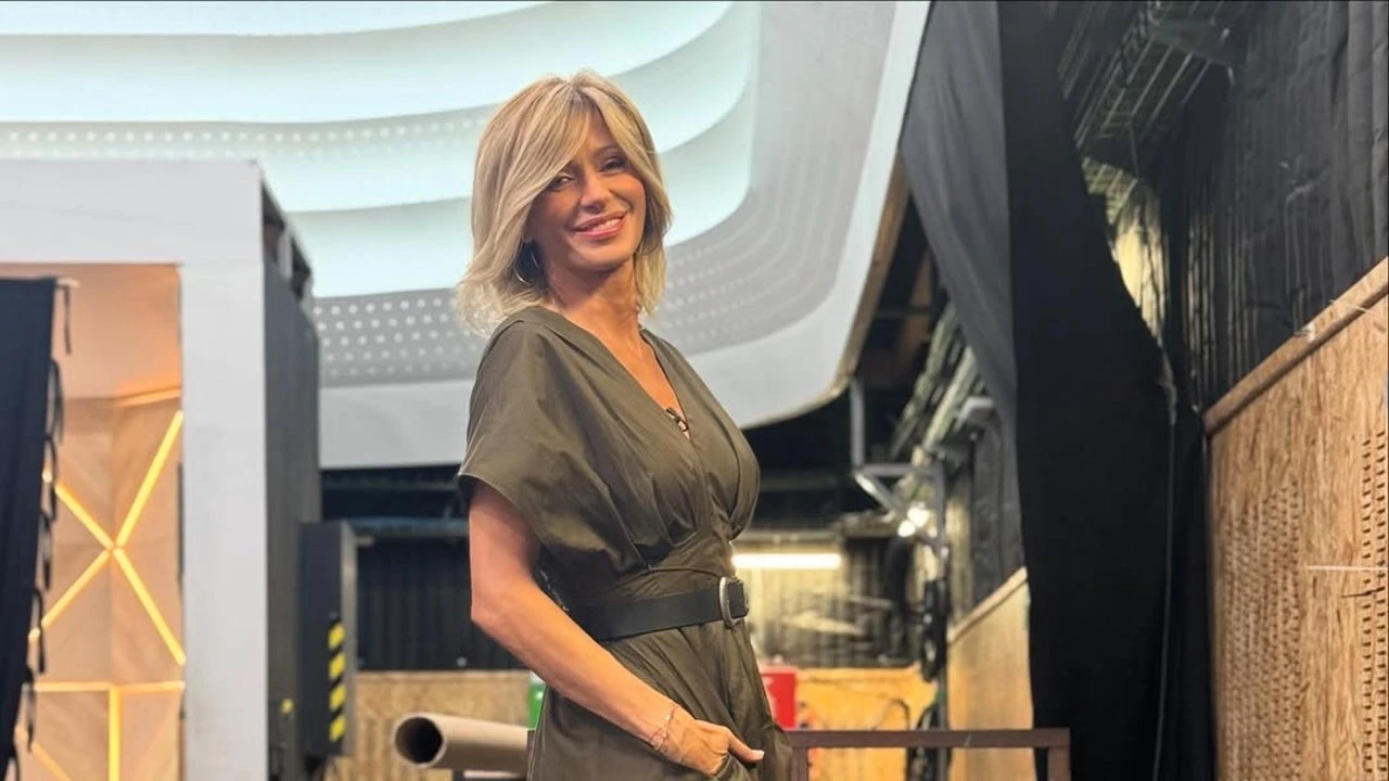 Susanna Griso y el look de invitada perfecta con este vestido que también te sirve para ir al trabajo