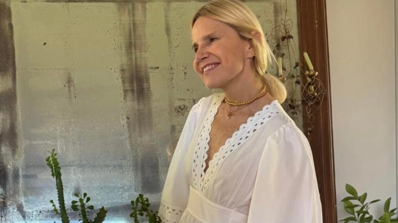Eugenia Martínez de Irujo apuesta por el vestido francés más ideal del verano, perfecto para Ibiza o Marbella
