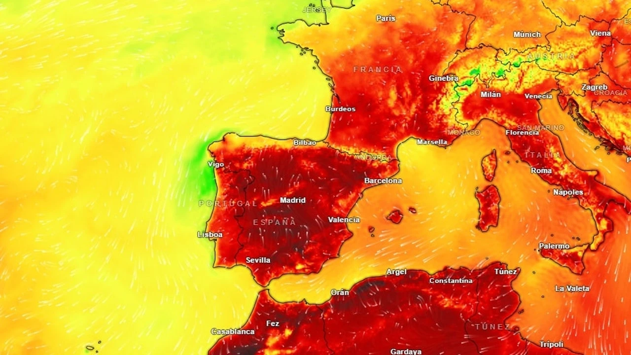 La AEMET activa avisos este viernes por temperaturas superiores a los 42°C en 15 provincias de España