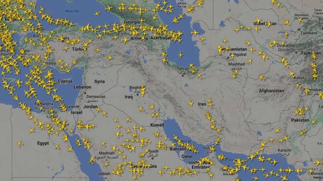 El espacio aéreo en Oriente Medio: así de peligroso es el lanzamiento de misiles para los aviones comerciales