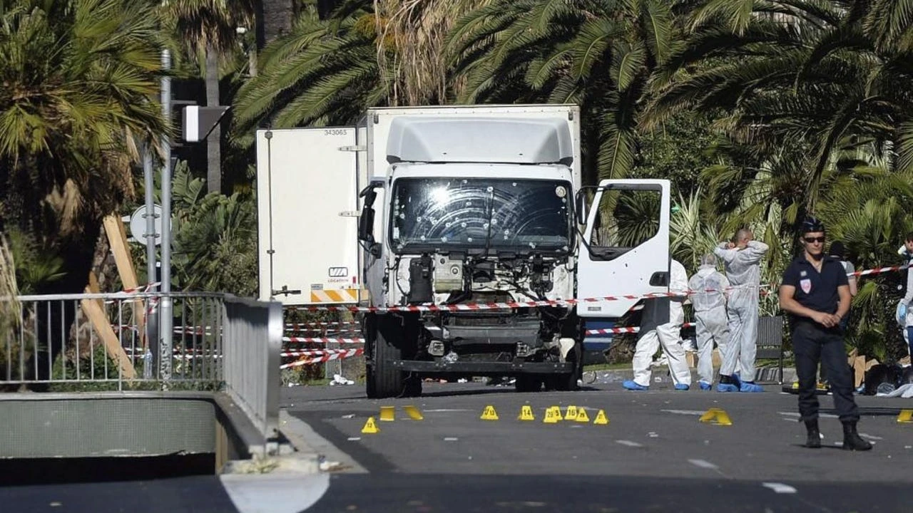 Detenido un menor que iba a cometer una acción violenta mañana, durante la Fiesta Nacional de Francia