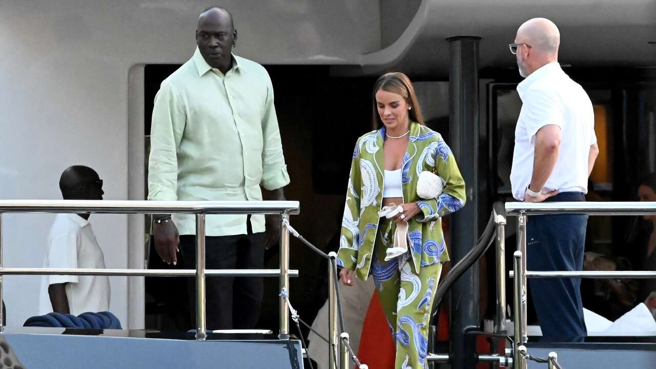 Lujo y puros: Michael Jordan recala en Barcelona