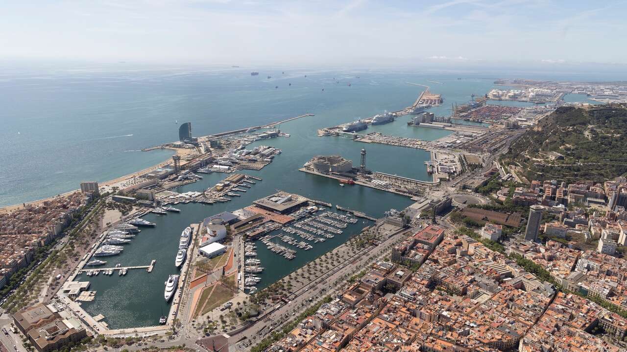 El Puerto de Barcelona apuesta por los barcos más sostenibles