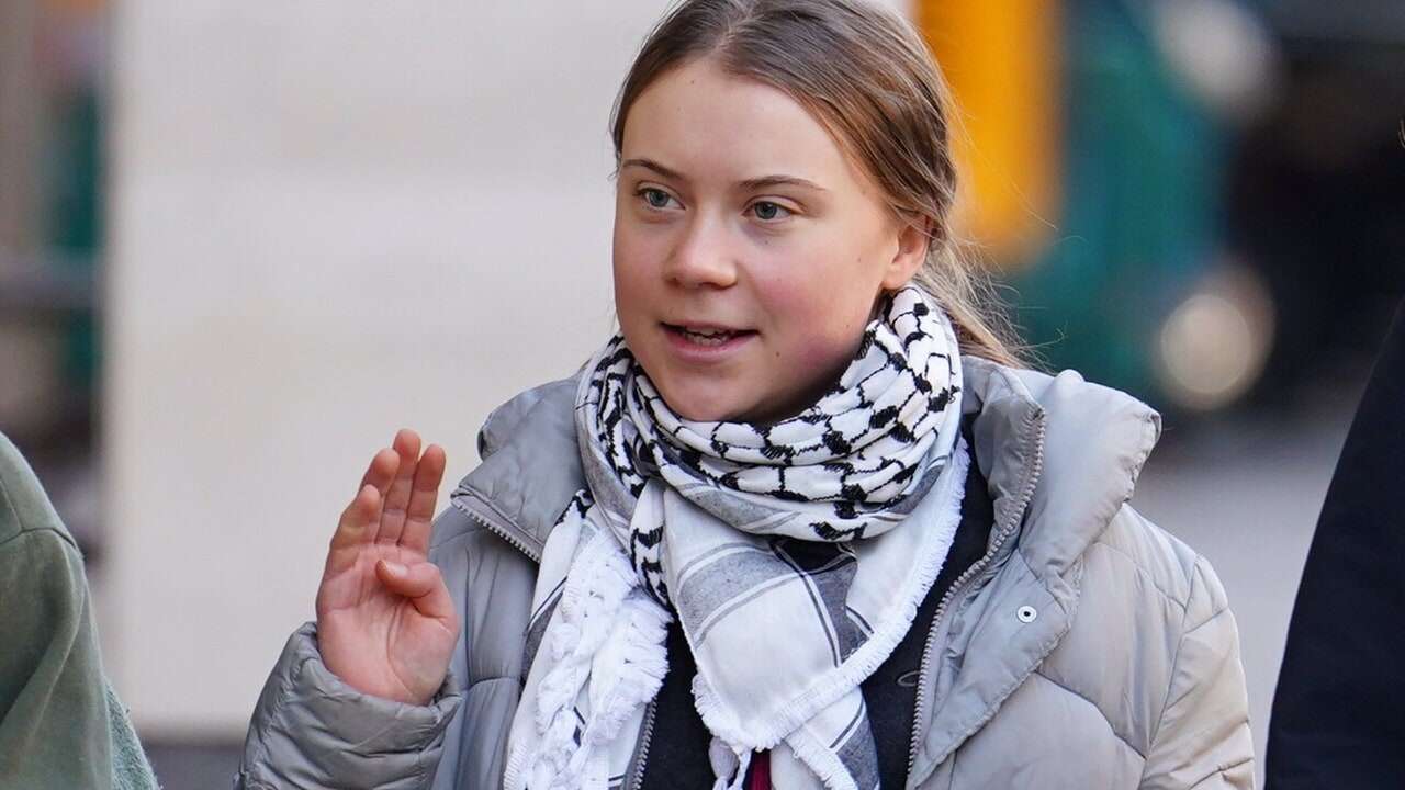 Detienen a la activista medioambiental Greta Thunberg en una protesta en Copenhague contra Israel