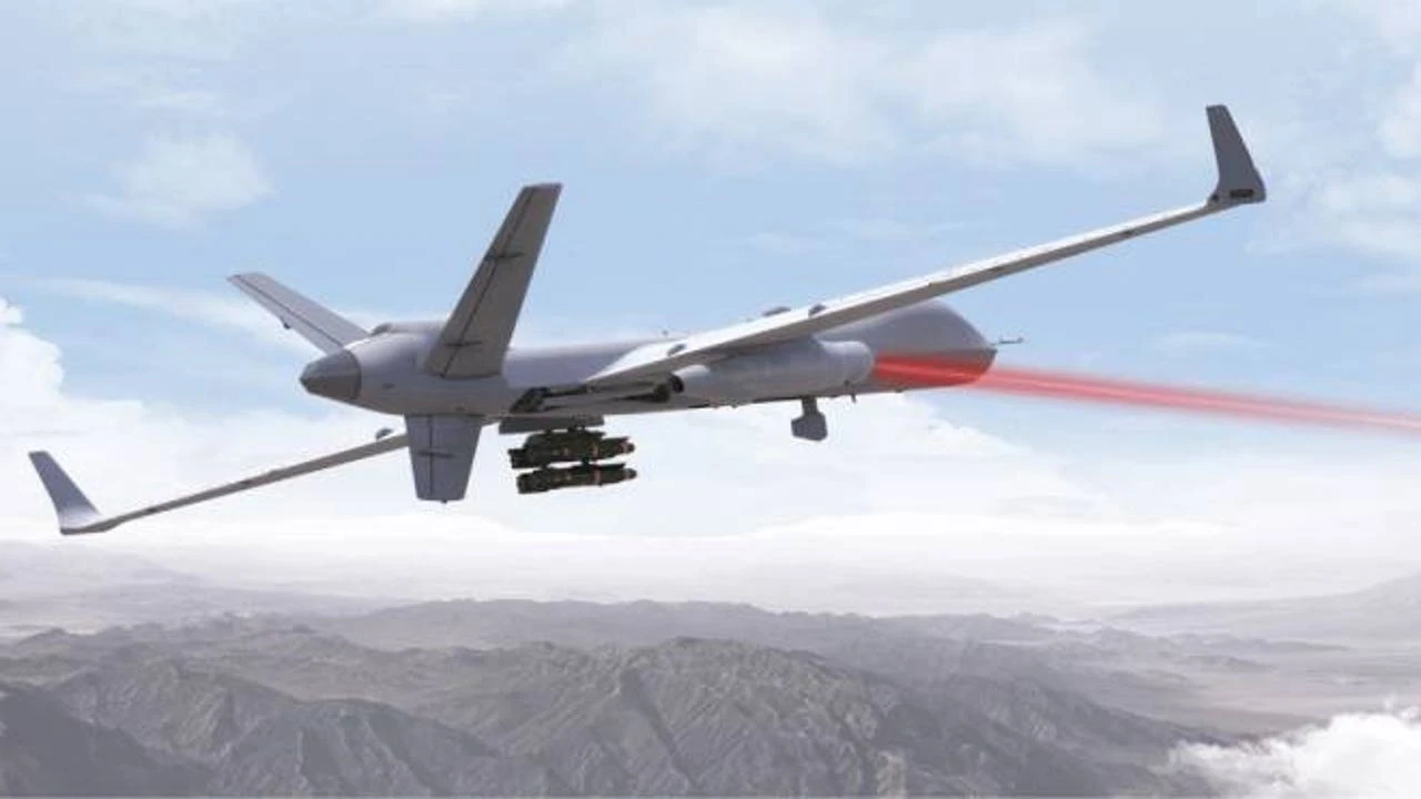 El dron espía MQ-9B SkyGuardian incorpora un nuevo láser capaz de destruir misiles en pleno vuelo