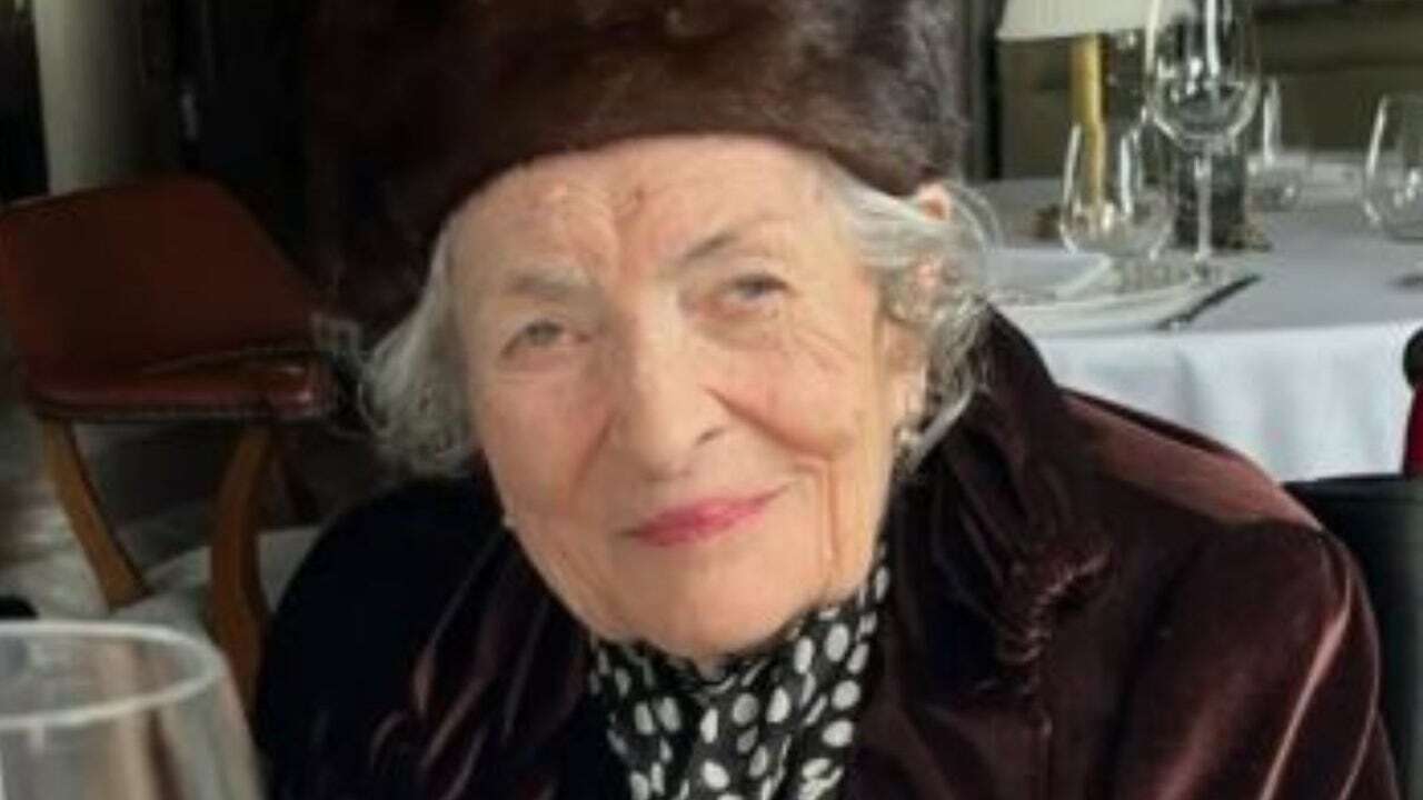 Muere Pepita Alía, icono de la artesanía de Lagartera y bordadora de los vips