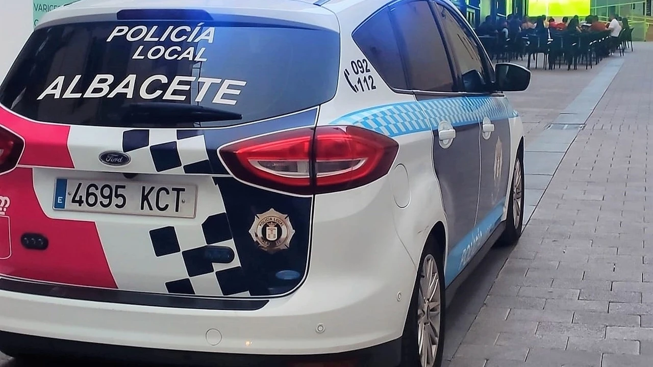 Cuatro heridos, uno muy grave, tras explotar una freidora en una churrería de Albacete