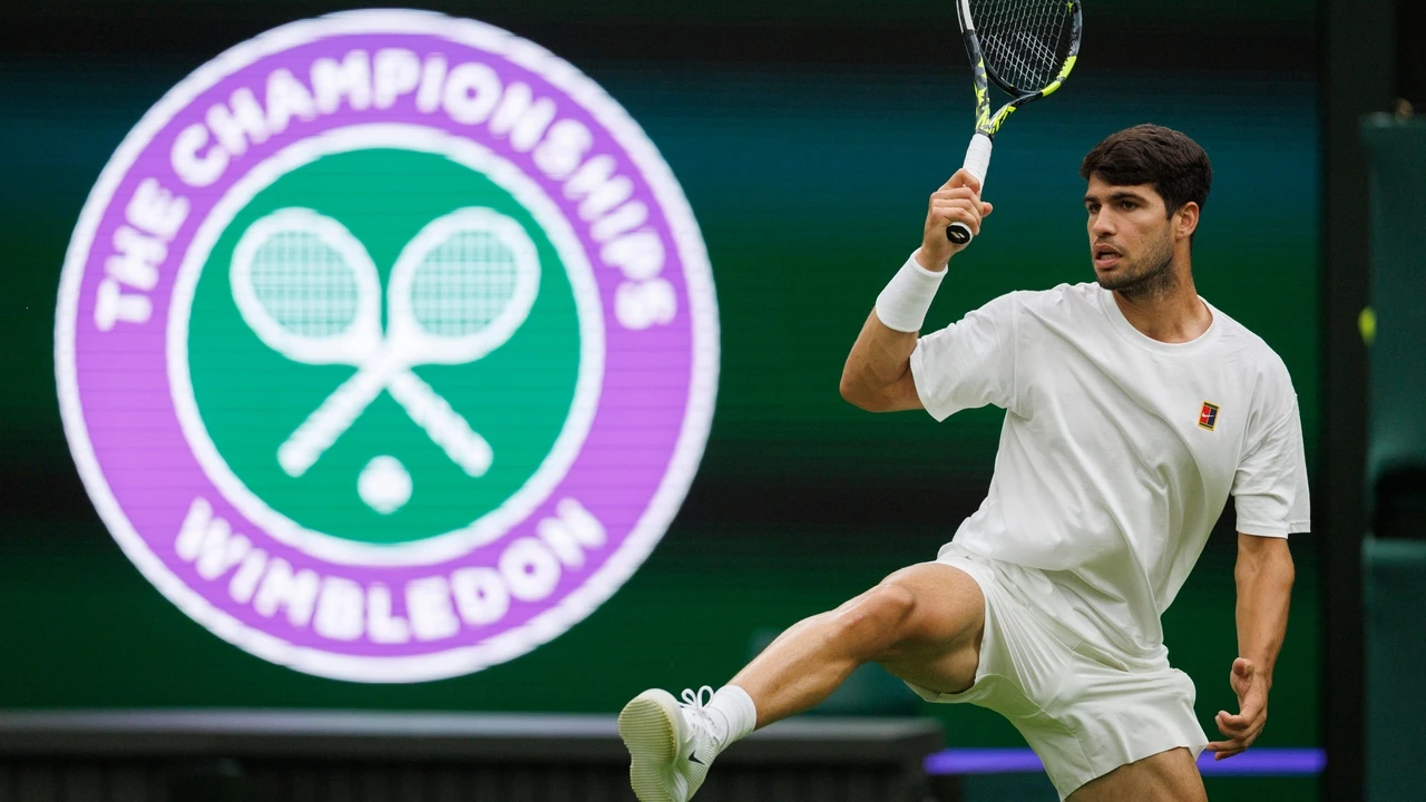 Alcaraz, sus otras remontadas y su evolución en hierba, donde busca su tercer Wimbledon