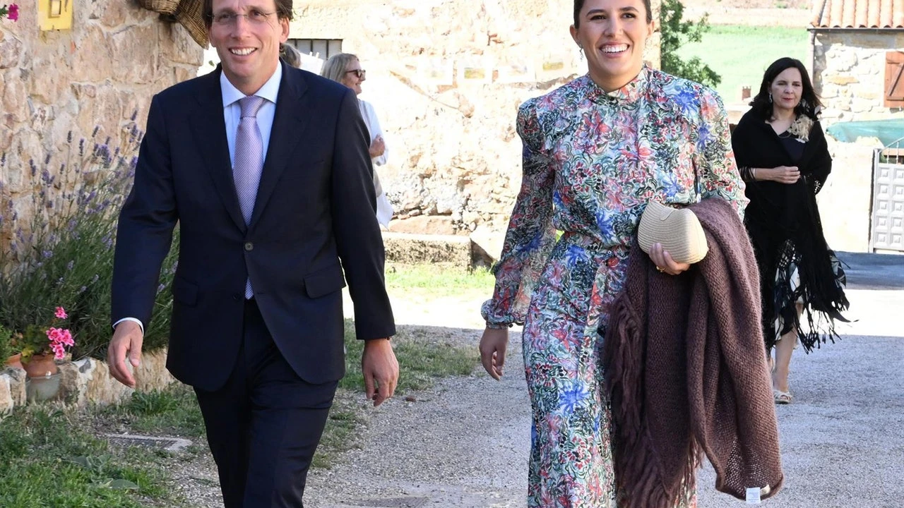 El bautizo de Lucas, el hijo de José Luis Martínez-Almeida y Teresa Urquijo: todos los detalles