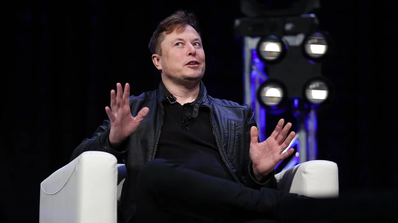 Esta es la advertencia que hizo Elon Musk en 2016 sobre la IA que ya está ocurriendo: 