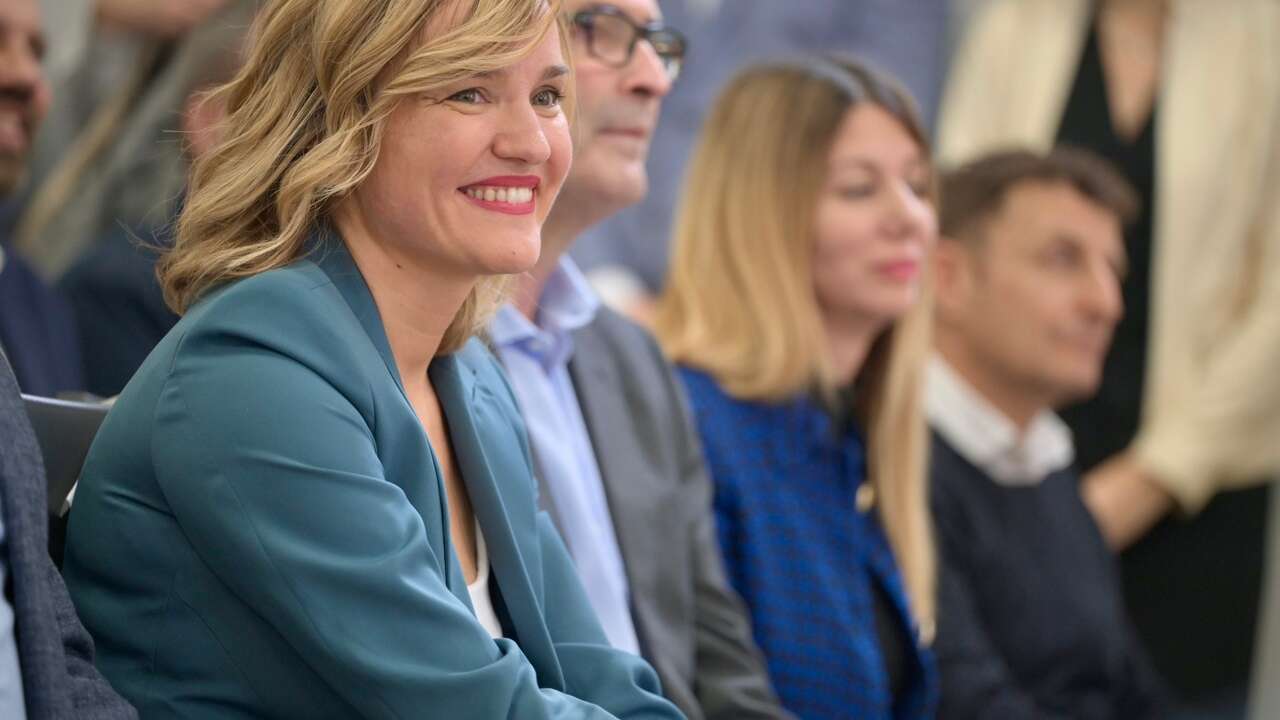 Pilar Alegría confirma que el encuentro entre Sánchez y Puigdemont es 