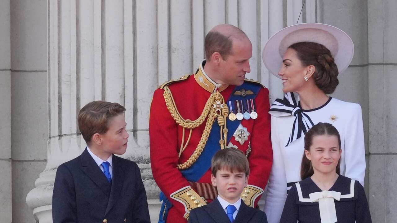 Kate Middleton reaparece para felicitar al príncipe Guillermo: 