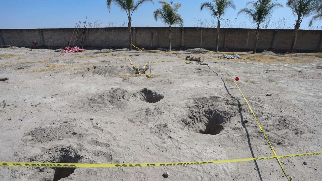 El rancho del horror de Teuchitlán abre la herida de los 125.000 desaparecidos en México