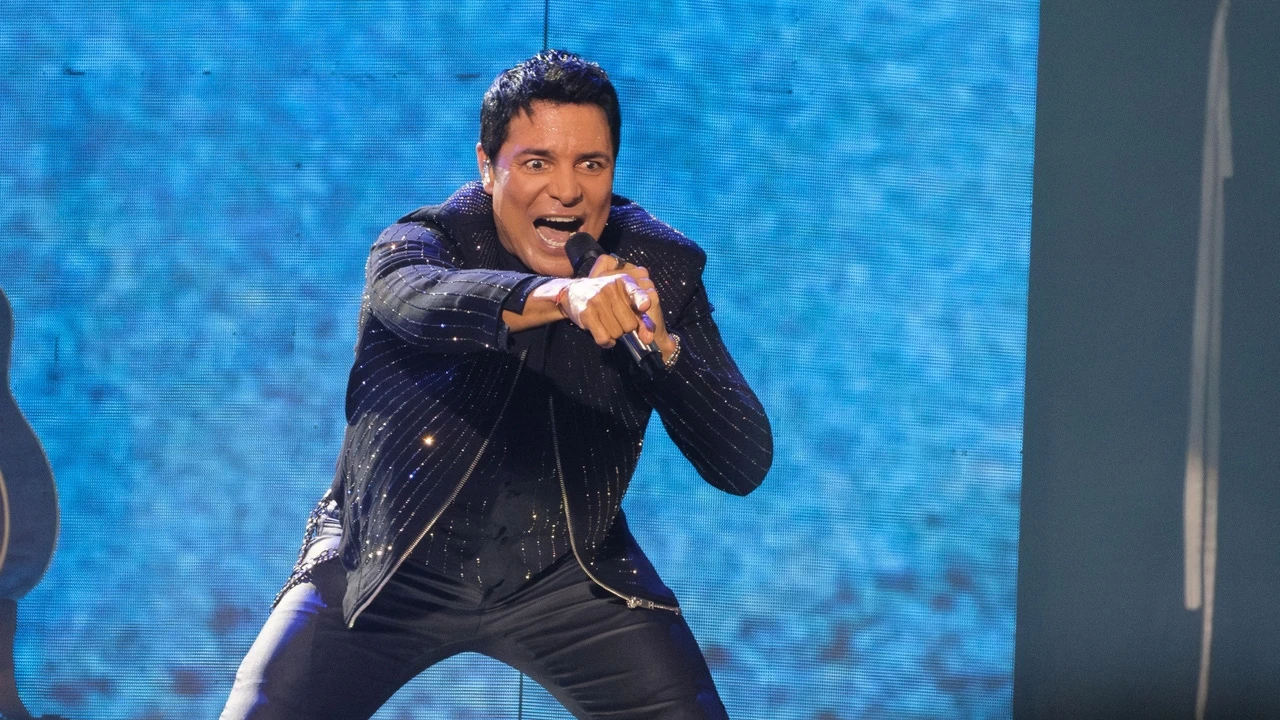 El momentazo viral de Eva Soriano con Chayanne en el escenario durante su concierto en Madrid: 