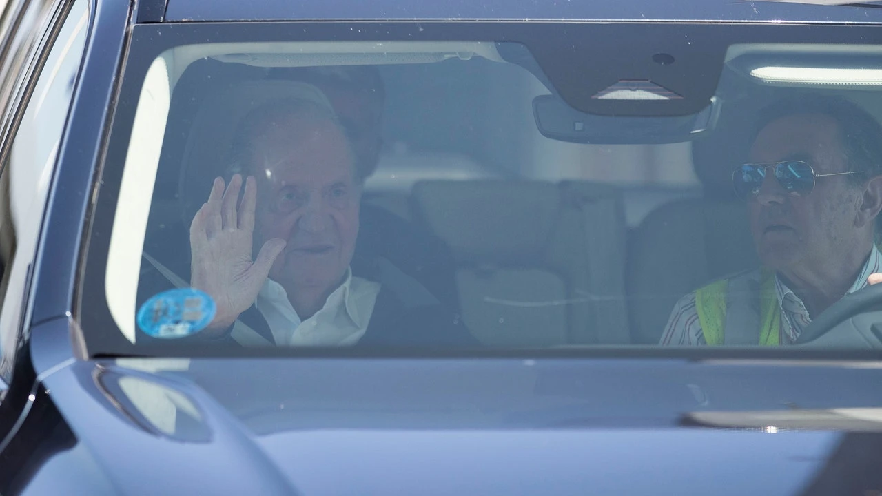 El Rey Don Juan Carlos aterriza en Vigo: los planes de su tercera visita a Galicia en 2025