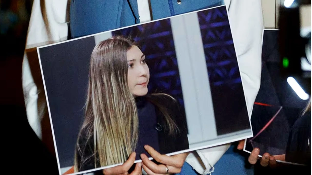 Sin ojos, con descargas eléctricas y sin laringe: la tortura que sufrió una periodista ucranianas en las cárceles rusas