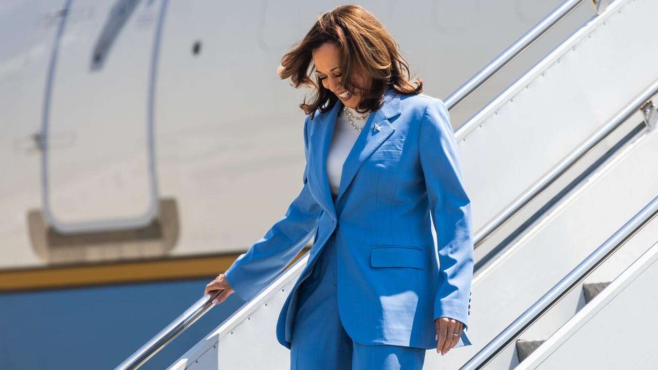 Kamala Harris: un puñado de Valentinos para conquistar América