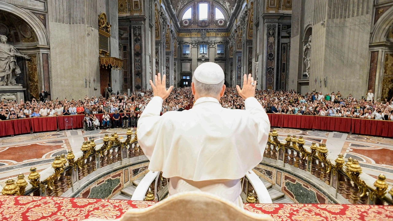 El Papa León XIV: “Suplico que se liberen a todos los rehenes y se alcance un cese al fuego permanente y se respete el derecho humanitario”