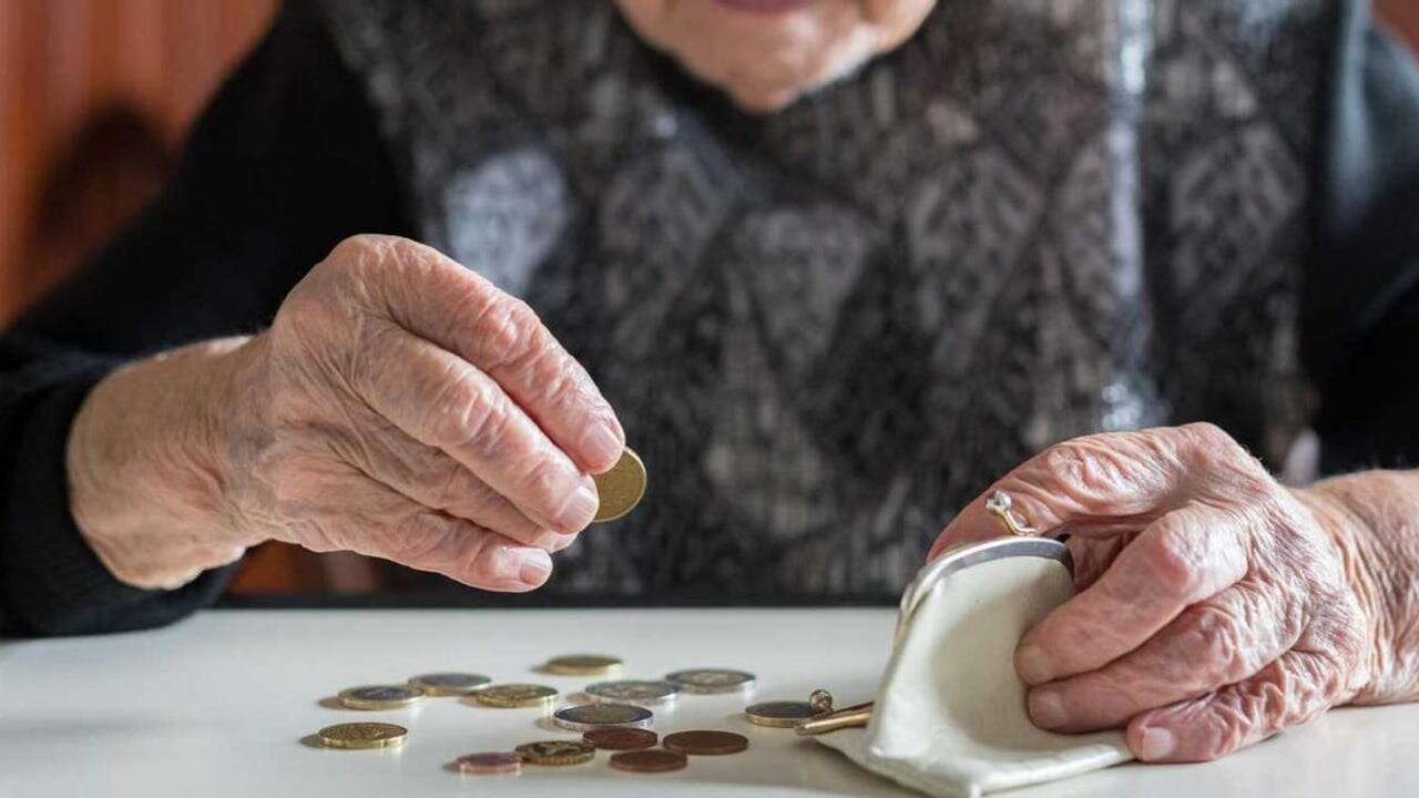 Pensiones: ¿cuándo se paga la segunda paga extra de Navidad de 2024?