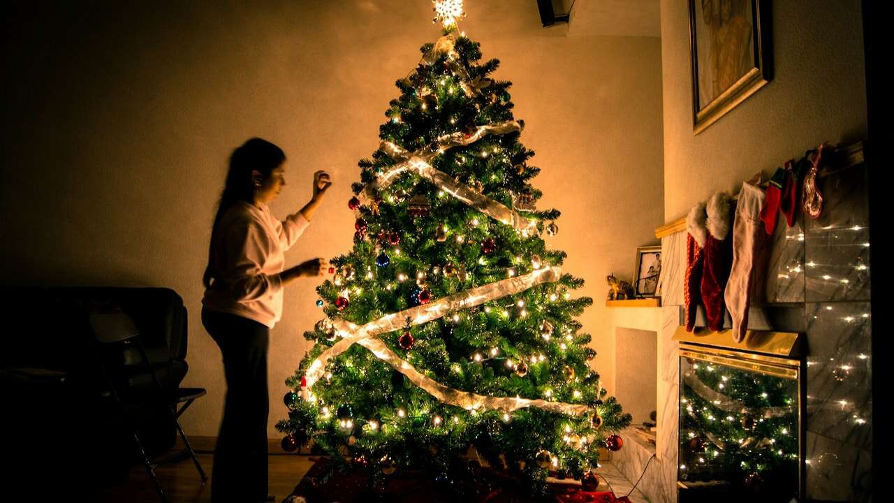 ¿Cuándo deberíamos quitar el árbol de Navidad y guardarlo hasta el año siguiente?