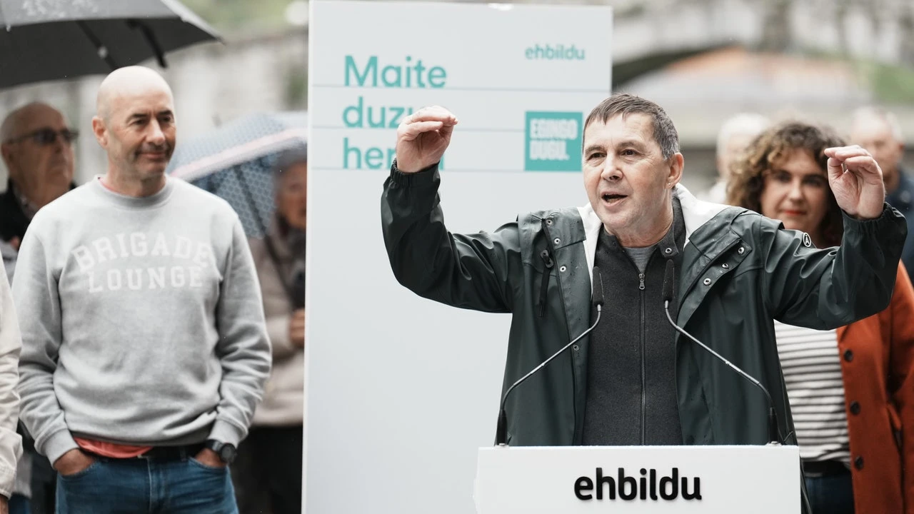 Sánchez oculta al Congreso si 43 etarras en listas de Bildu se han arrepentido