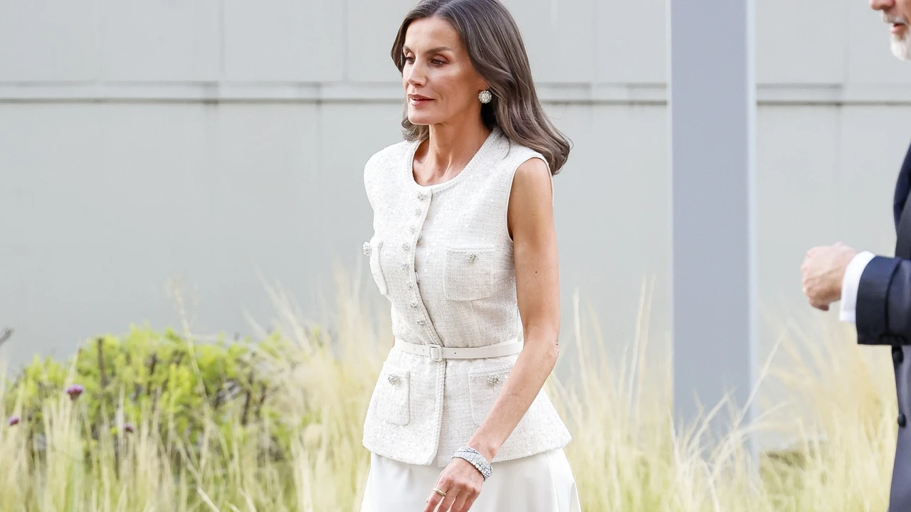 Las bailarinas que ya llevan las mujeres francesas (y que podría tener la Reina Letizia) las encontrarás por 30 euros