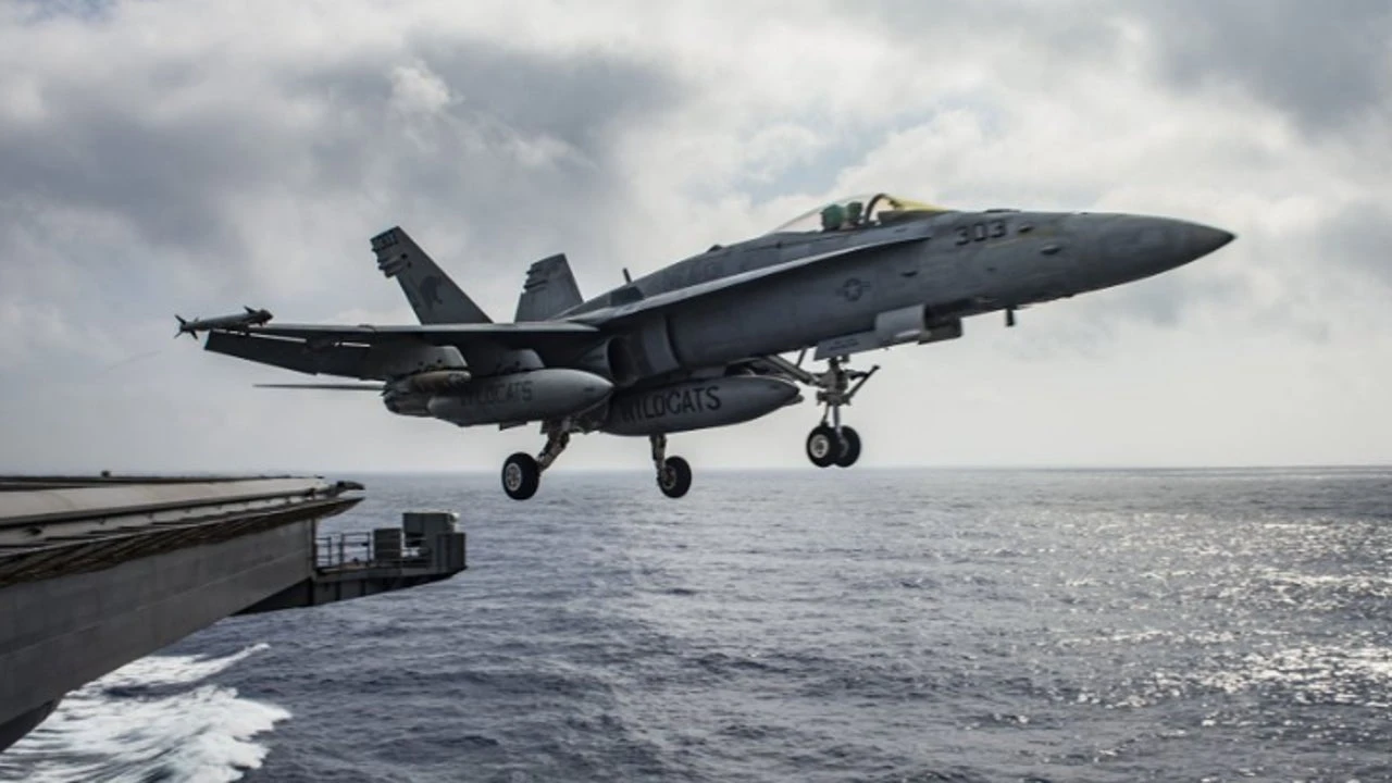 China lleva a cabo un ataque láser contra aviones del Ejército alemán en el Mar Rojo