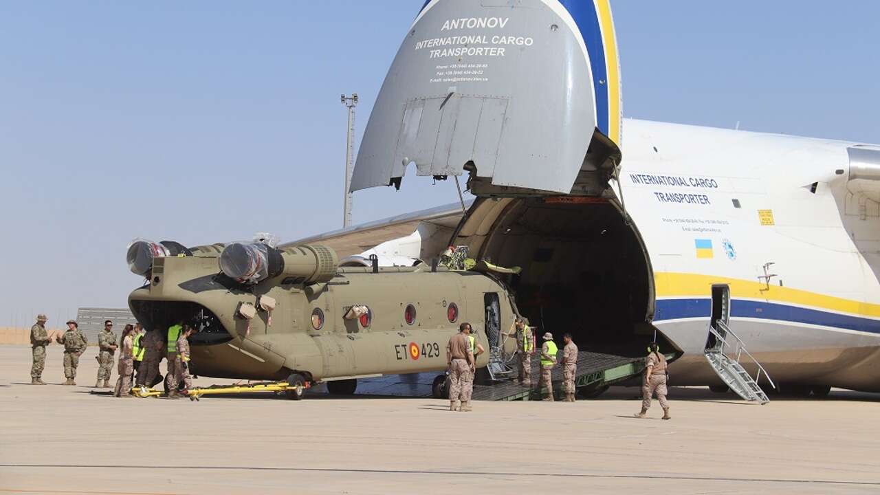 España repliega los tres helicópteros Chinook F que el Ejército de Tierra tiene en Irak