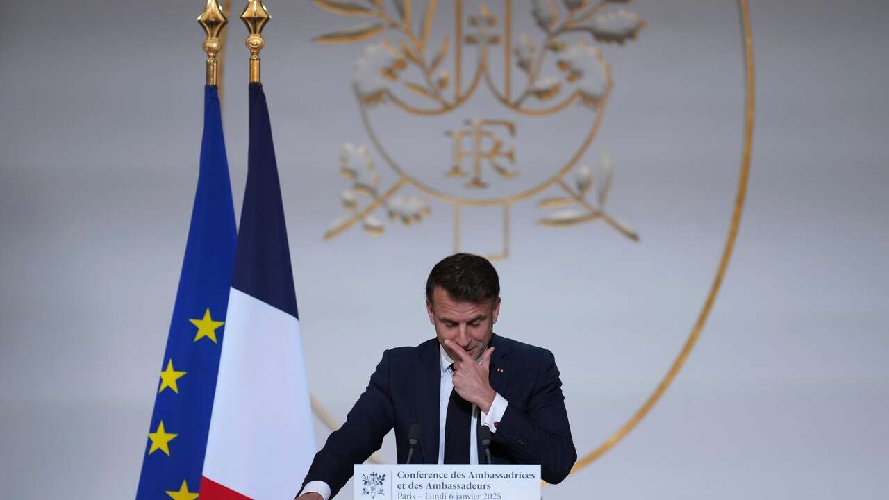 Macron cree que Ucrania debería plantear debates 